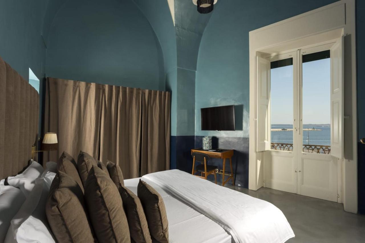 Bed and Breakfast Palazzo Colombo à Gallipoli Extérieur photo