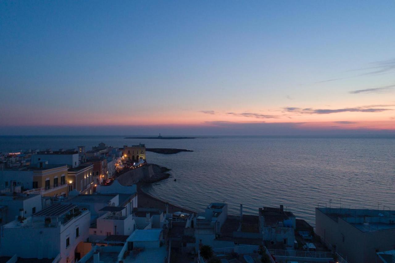 Bed and Breakfast Palazzo Colombo à Gallipoli Extérieur photo